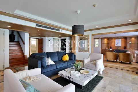 Condo à Pattaya, Thaïlande, 4 chambres № 198544 - photo 3