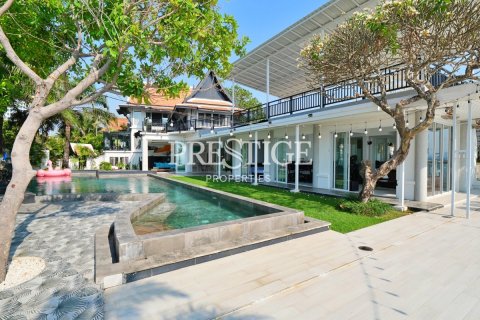 Casa de 10 dormitorios en Pattaya, Tailandia № 198549