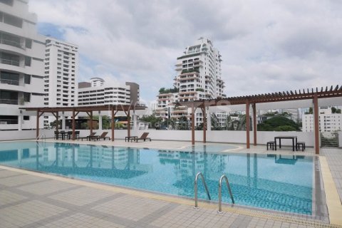 Condominio de 2 dormitorios en Bangkok, Tailandia № 66106 - foto 18
