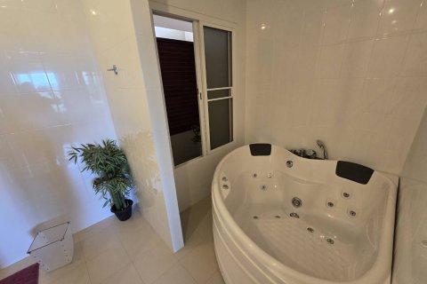 Estudio en el condominio en Hua Hin, Tailandia № 136126 - foto 8