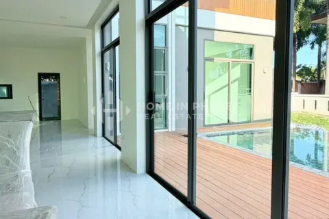Haus in Chalong, Thailand 4 Schlafzimmer № 209543 - Foto 5