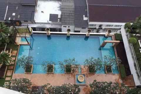 Condominio de 1 dormitorio en Phra Khanong, Bangkok, Tailandia № 143706 - foto 8