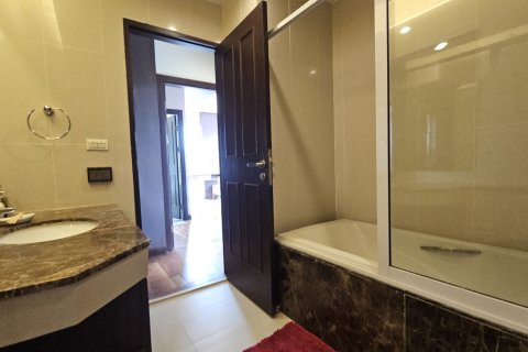 Eigentumswohnung in Khlong Toei, Bangkok, Thailand, 2 Schlafzimmer  № 201222 - Foto 8