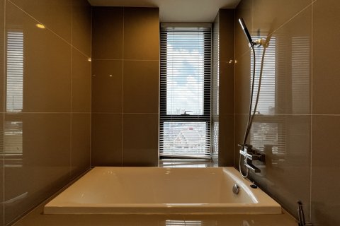 Condo in Watthana, Bangkok, Thailand, 2 bedrooms № 201220 - photo 6
