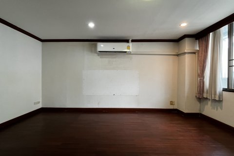 Eigentumswohnung in Watthana, Bangkok, Thailand, 1 Schlafzimmer № 201224 - Foto 8
