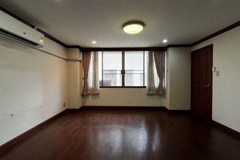 Eigentumswohnung in Watthana, Bangkok, Thailand, 1 Schlafzimmer № 201224 - Foto 9