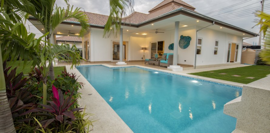 Casa de 3 dormitorios en Hua Hin, Tailandia № 66893