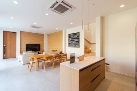 Chalet de 4 dormitorios en Hua Hin, Tailandia № 116792 - foto 8
