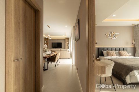 Condominio de 3 dormitorios en Pattaya, Tailandia № 116788 - foto 20