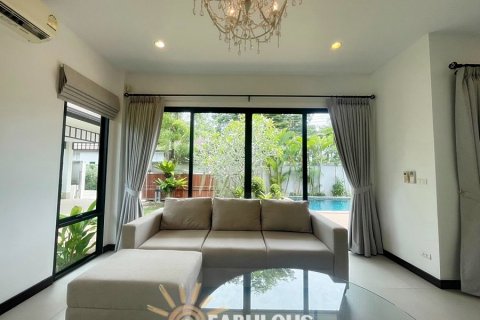 Chalet de 3 dormitorios en Bang Tao, Tailandia № 179299 - foto 3