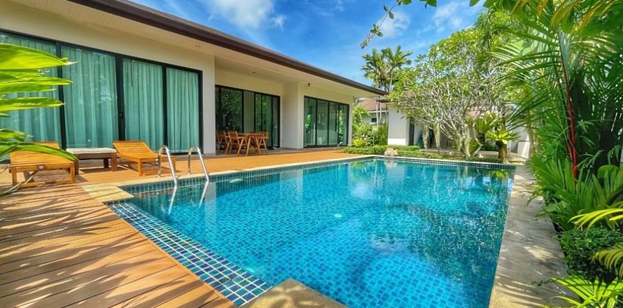 Chalet de 3 dormitorios en Bang Tao, Tailandia № 179299