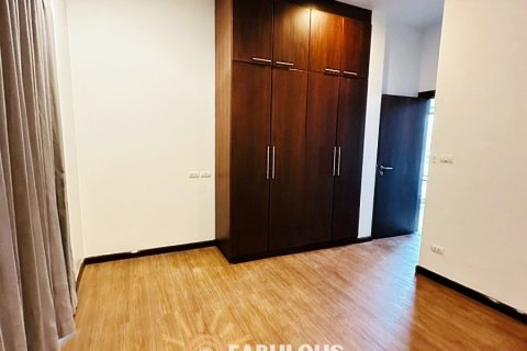 Chalet de 3 dormitorios en Bang Tao, Tailandia № 179299 - foto 10