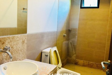 Chalet de 3 dormitorios en Bang Tao, Tailandia № 179299 - foto 13