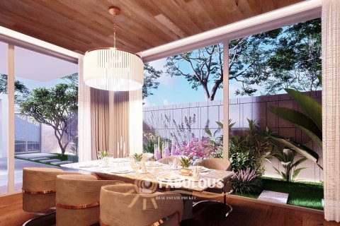 Chalet de 3 dormitorios en Patong, Tailandia № 179295 - foto 5