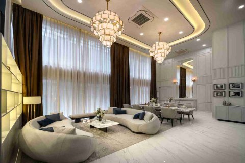Casa de 3 dormitorios en Bangkok, Tailandia № 184036 - foto 4