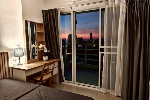 Apartamento de 3 habitaciones en Pattaya, Tailandia № 150923