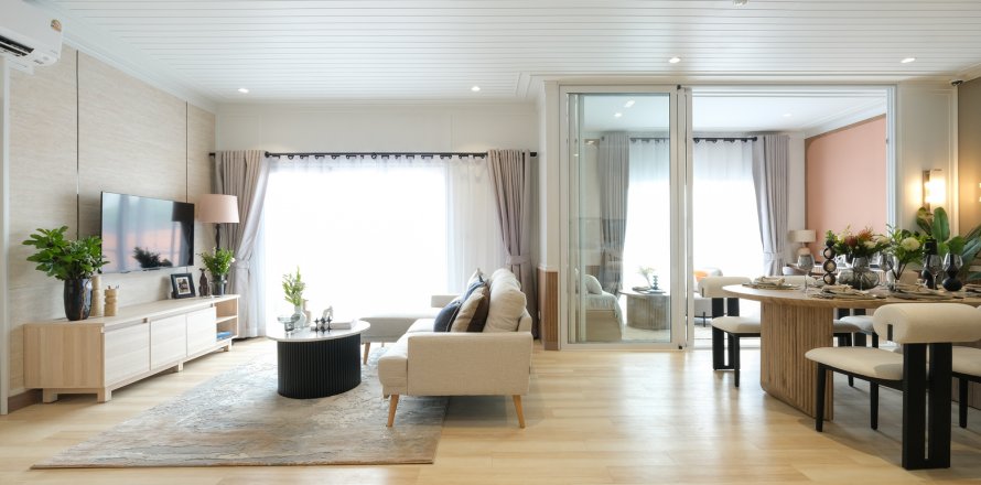 Apartamento de 4 habitaciones en Pattaya, Tailandia № 134282
