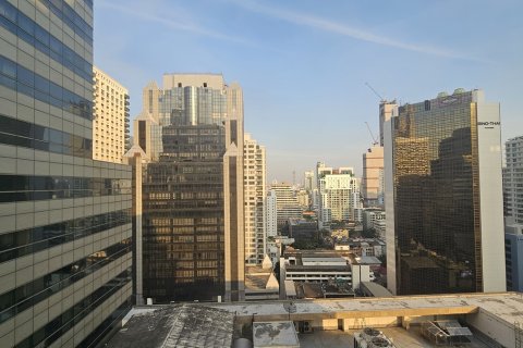 Condo in Watthana, Bangkok, Thailand, 3 bedrooms № 201178 - photo 13
