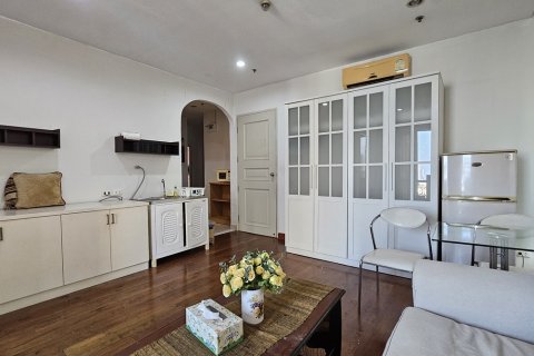 Condo in Watthana, Bangkok, Thailand, 3 bedrooms № 201178 - photo 11