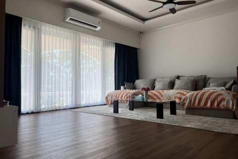 Villa in Udon Thani, Thailand 3 bedrooms № 167533 - photo 5
