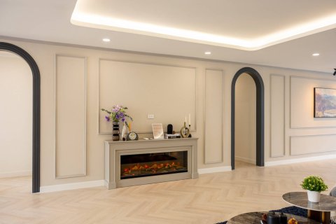 Condominio de 3 dormitorios en Bangkok, Tailandia № 180535 - foto 22