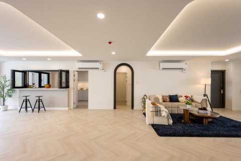 Condominio de 3 dormitorios en Bangkok, Tailandia № 180535 - foto 8