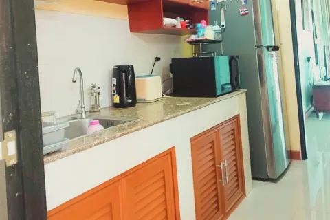Casa de 3 dormitorios en Pattaya, Tailandia № 155536 - foto 8