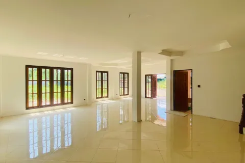 Casa de 3 dormitorios en Pattaya, Tailandia № 155537 - foto 5