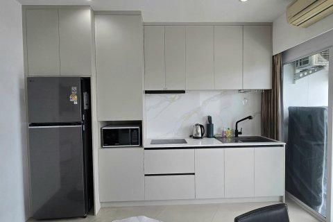 Apartamento de 1 dormitorio en Pattaya, Tailandia № 155538 - foto 9