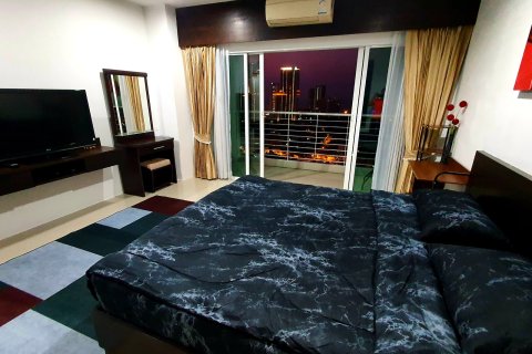 Apartamento de 1 dormitorio en Pattaya, Tailandia № 155538 - foto 19