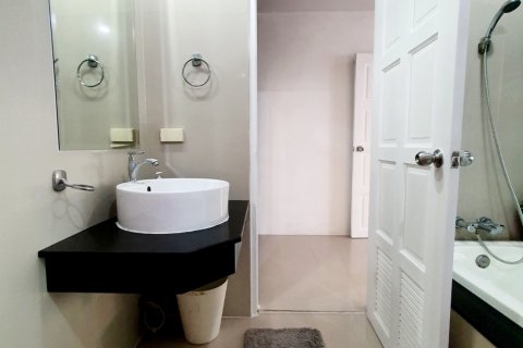 Apartamento de 1 dormitorio en Pattaya, Tailandia № 155538 - foto 21