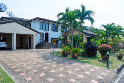 Estudio en Chonburi, Tailandia № 164934 - foto 26