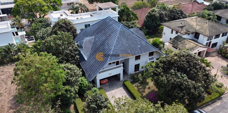 Estudio en Chonburi, Tailandia № 164935