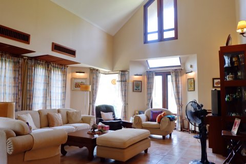 Estudio en Chonburi, Tailandia № 164935 - foto 4