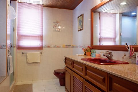 Estudio en Chonburi, Tailandia № 164935 - foto 20