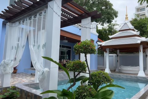 Haus in Pattaya, Thailand 5 Schlafzimmer № 170370 - Foto 2