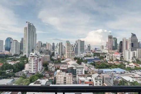 Condo in Bangkok, Thailand, 2 bedrooms № 170373 - photo 13