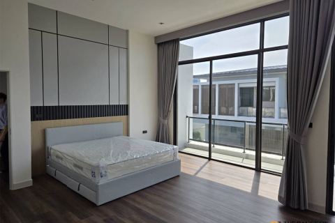 Haus in Bangkok, Thailand 4 Schlafzimmer № 190375 - Foto 4