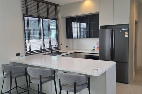 Haus in Bangkok, Thailand 4 Schlafzimmer № 190375 - Foto 9