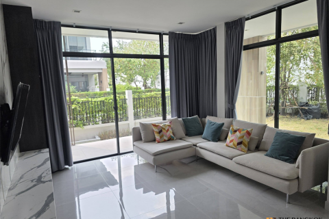 Haus in Bangkok, Thailand 4 Schlafzimmer № 190375 - Foto 6