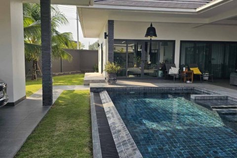Chalet de 4 dormitorios en Hua Hin, Tailandia № 172964 - foto 7