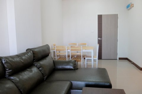 Condo à Chiang Mai, Thaïlande, 2 chambres  № 200464 - photo 2
