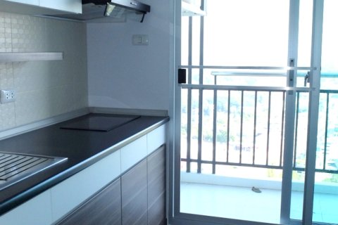 Condo à Chiang Mai, Thaïlande, 2 chambres  № 200464 - photo 5