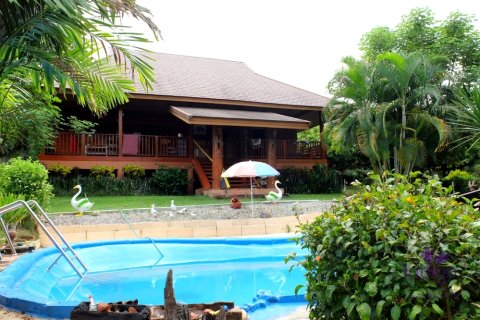 House in Mae Taeng, Thailand 5 bedrooms № 200469 - photo 4