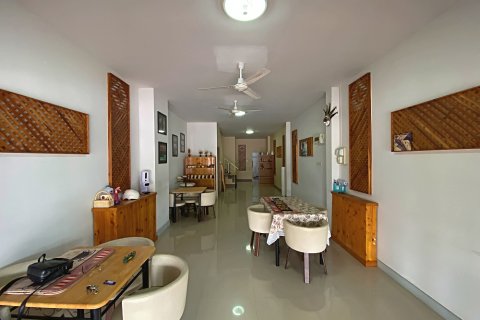 Adosado de 2 dormitorios en Hua Hin, Tailandia № 205698 - foto 5