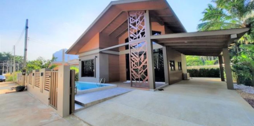 Casa de 3 dormitorios en Ao Nang, Tailandia № 194040