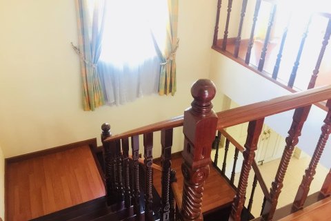 Casa de 4 dormitorios en Chiang Mai, Tailandia № 155307 - foto 9