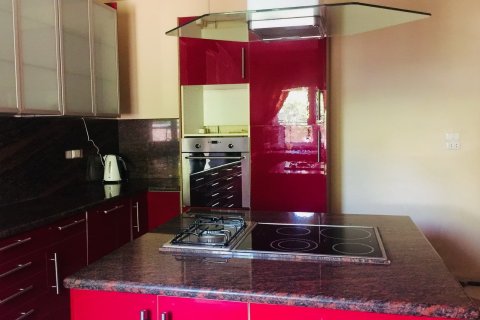 Casa de 4 dormitorios en Chiang Mai, Tailandia № 155307 - foto 8