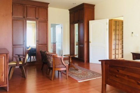 Casa de 4 dormitorios en Chiang Mai, Tailandia № 155307 - foto 7