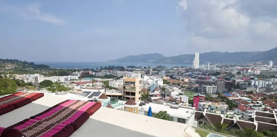 Casa de 4 dormitorios en Kathu, Tailandia № 141324